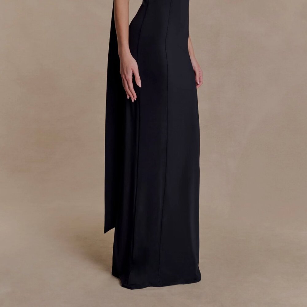 Meshki Wisteria Elegant Black Sleeveless Evening Gown with Scarf - M, black - Picture 5 of 11